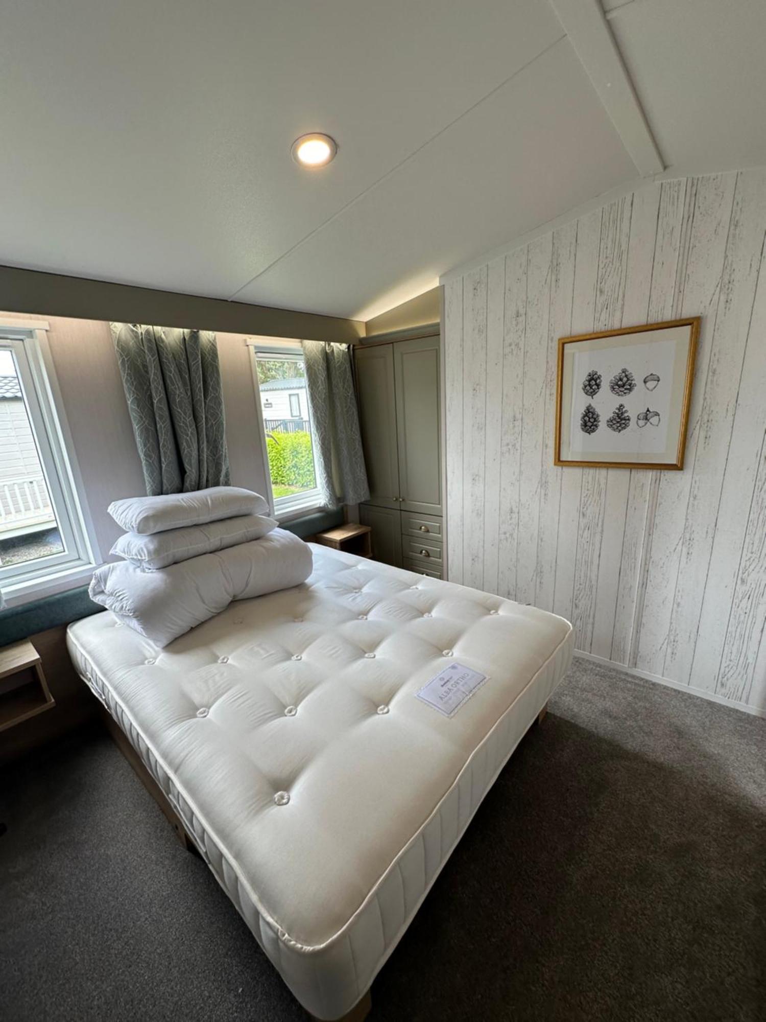 Presthaven Resort 3 Bedroom Luxury Gold 2024 Caravan Talacre Exterior photo